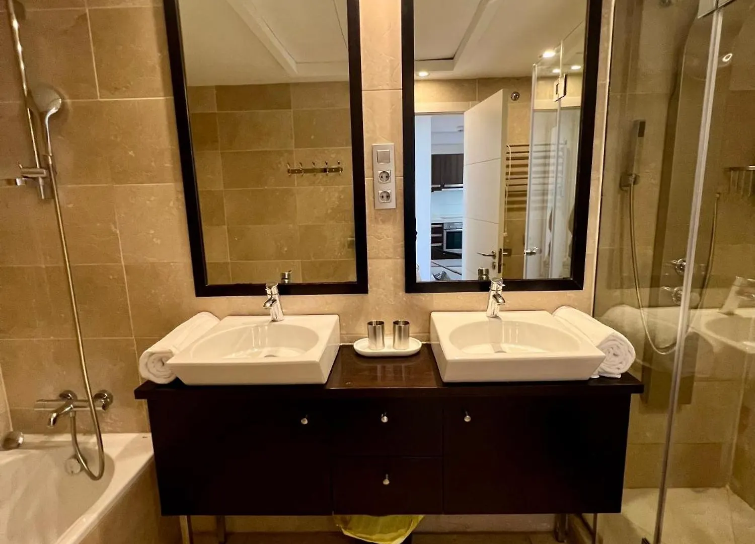 דירה Bahia de Casares Beachfront Penthouse Luxury ספרד
