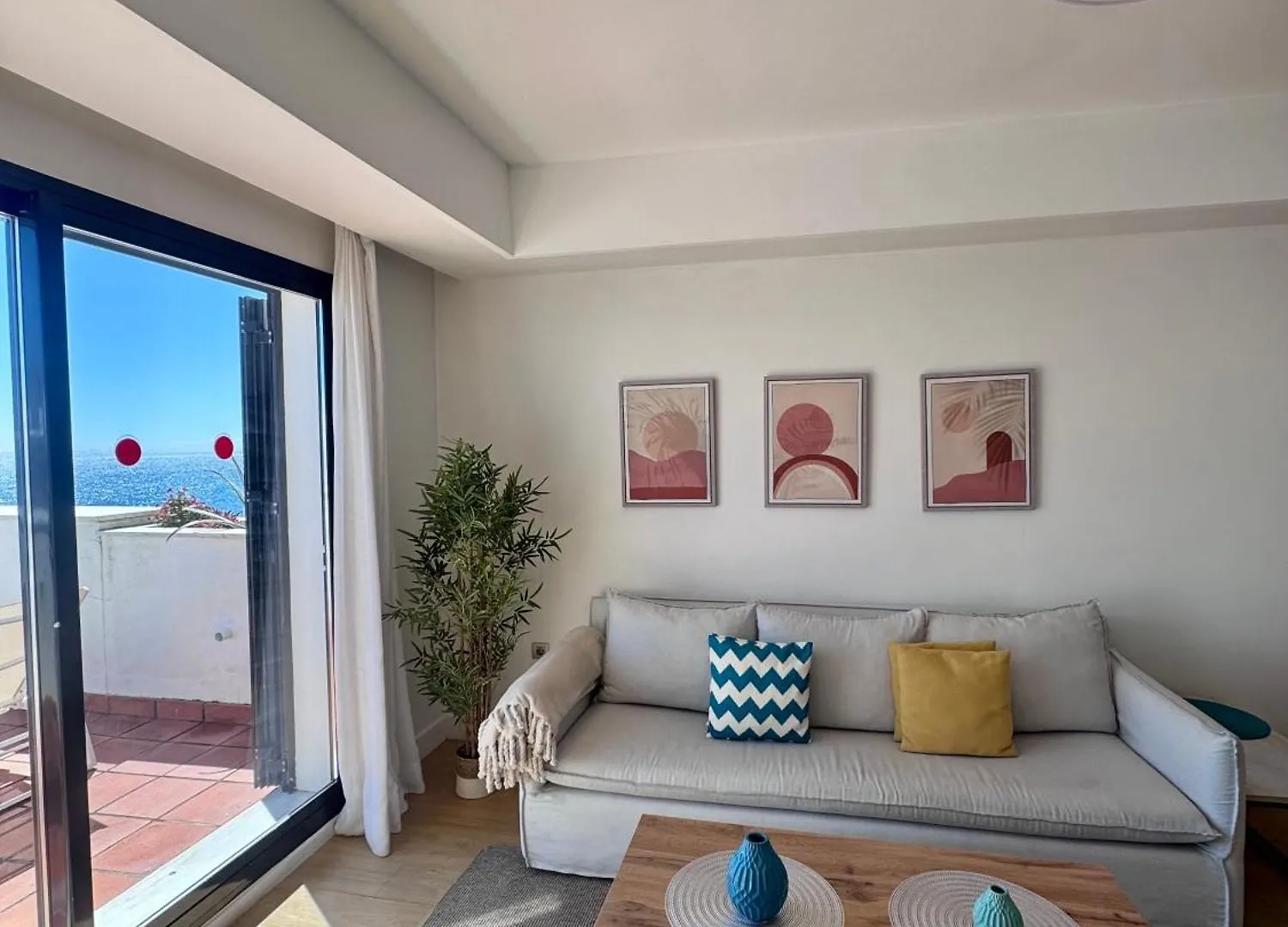 Apartamento Beachfront Penthouse Luxury Bahia de Casares